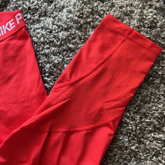 Nike Pro leggings - Picture 9 of 12